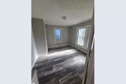 222 Lee Street, Laurens, SC 29360 - Photo 3