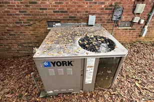 1825 Woodsboro Dr, Columbia, SC 29210 - Photo 15