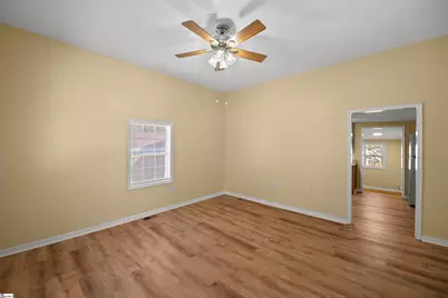 203 W Beattie Street, Liberty, SC 29657 - Photo 13