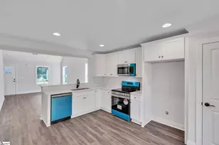 108 Oak St, Belton, SC 29627 - Photo 7