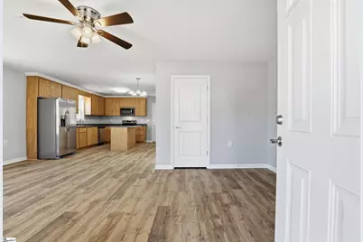 126 Laura Jane Lane, Gray Court, SC 29645 - Photo 3