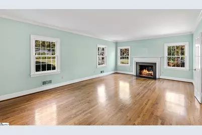 122 Lakecrest Drive, Greenville, SC 29609 - Photo 11