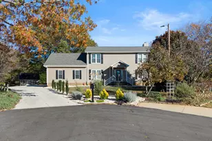 225 Hawkins Creek Ct, Greenville, SC 29609 - Photo 3