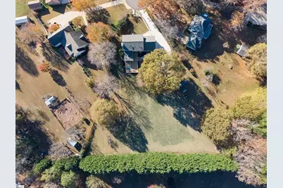 225 Hawkins Creek Court, Greenville, SC 29609 - Photo 3