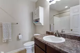 1124 E Lee Rd, Taylors, SC 29687 - Photo 25