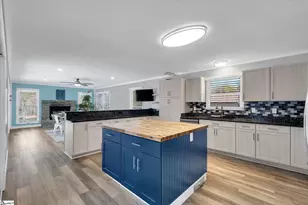 310 Green Hill Dr, Anderson, SC 29621 - Photo 9