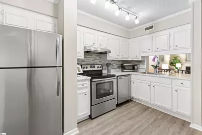 805 Stallings Road #Unit 110, Taylors, SC 29687 - Photo 7