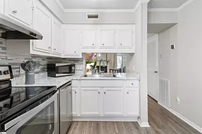 805 Stallings Road #Unit 110, Taylors, SC 29687 - Photo 9