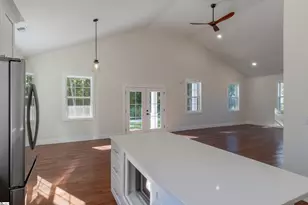 103 Perry Ave, Simpsonville, SC 29681 - Photo 9