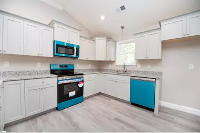 1008 Patch Drive, Spartanburg, SC 29302 - Photo 9