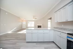 1008 Patch Dr, Spartanburg, SC 29302 - Photo 7