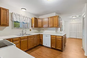 112 N Woodgreen Way, Greenville, SC 29615 - Photo 5