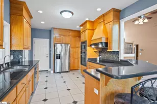 329 Shoreview Dr, Chesnee, SC 29323 - Photo 5