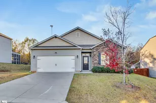 461 All Seasons Dr, Boiling Springs, SC 29316 - Photo 3