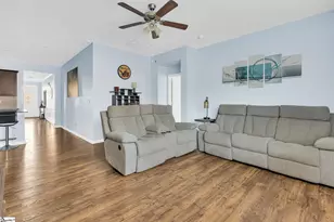 461 All Seasons Dr, Boiling Springs, SC 29316 - Photo 11