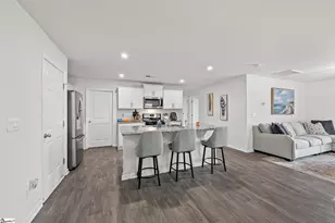 918 Ashwood Wy, Easley, SC 29640 - Photo 5