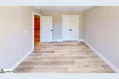 1168 W Rutledge Avenue, Gaffney, SC 29341 - Photo 23