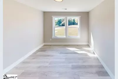 1168 W Rutledge Avenue, Gaffney, SC 29341 - Photo 25