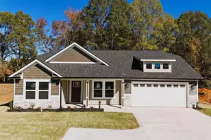 1168 W Rutledge Ave, Gaffney, SC 29341 - Photo 1