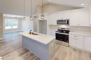 1168 W Rutledge Ave, Gaffney, SC 29341 - Photo 5