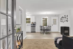 102 Pyle Ct, Spartanburg, SC 29306 - Photo 3