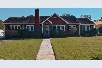 455 E Georgia Street, Woodruff, SC 29388 - Photo 1