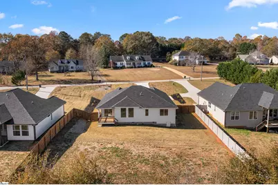 204 Tot Howell Road, Greer, SC 29651 - Photo 5