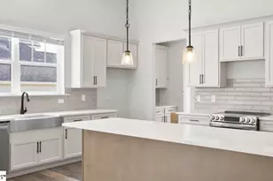 567 Winstone Trl, Woodruff, SC 29388 - Photo 9