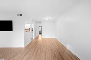 925 Cleveland St, Greenville, SC 29601 - Photo 15