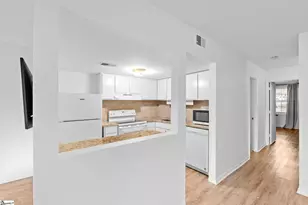 925 Cleveland St, Greenville, SC 29601 - Photo 15