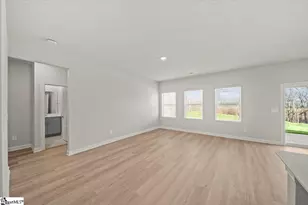 1600 Switchback Cir, Moore, SC 29369 - Photo 5