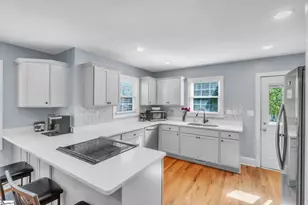 218 Beatrice St, Greenville, SC 29611 - Photo 13