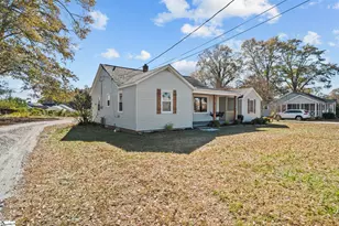 113 Robinson Ave, Easley, SC 29640 - Photo 3