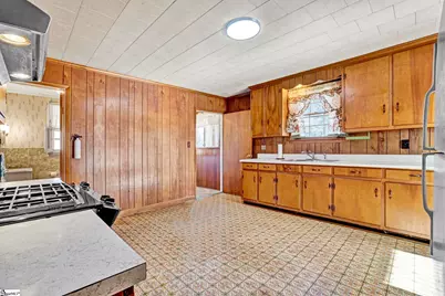 500 W Calhoun Street, Joanna, SC 29351 - Photo 15