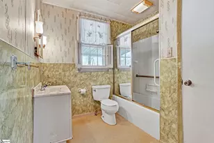 500 W Calhoun St, Joanna, SC 29351 - Photo 19