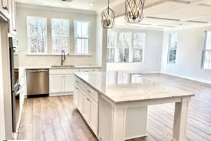 1062 Paula Parris Rd, Chesnee, SC 29323 - Photo 5