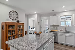 804 Staveley Ln, Greenville, SC 29617 - Photo 13