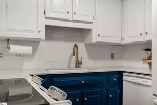 1067 Summit Dr, Greenville, SC 29609 - Photo 15