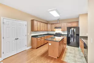 27 Hillsborough Dr, Anderson, SC 29621 - Photo 11