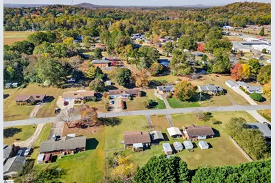 109 Edgewood Avenue, Easley, SC 29640 - Photo 27