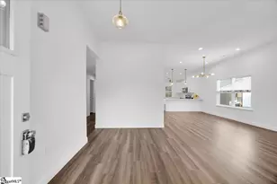 744 S Bomar Ave, Landrum, SC 29356 - Photo 5