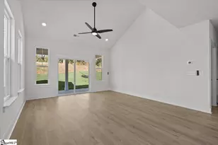 976 Diane Ln, Moore, SC 29369 - Photo 13