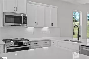 976 Diane Ln, Moore, SC 29369 - Photo 7