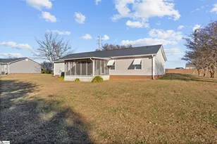 5435 Parris Bridge Rd, Boiling Springs, SC 29316 - Photo 25