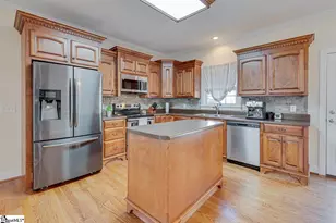 116 Royal Dr, Williamston, SC 29697 - Photo 9