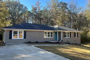 226 Lakewood Dr, Clinton, SC 29325 - Photo 1