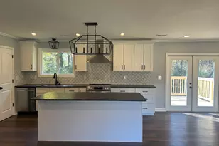 226 Lakewood Dr, Clinton, SC 29325 - Photo 9