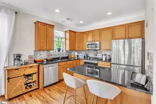 121 Belle Oaks Dr, Simpsonville, SC 29680 - Photo 15