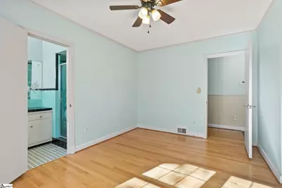 22 Hillandale Circle, Greenville, SC 29609 - Photo 19