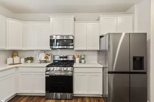 1017 Skidaway Dr, Spartanburg, SC 29303 - Photo 9